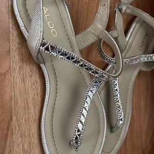 Aldo flat rhinestone begets silver /tan t-strap sandals